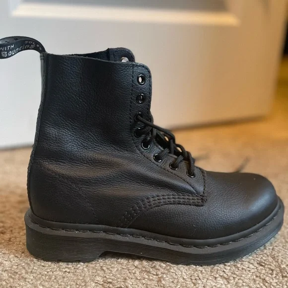 Dr. Martens Black Pascal Mono Boots women size 7 - Picture 7 of 10